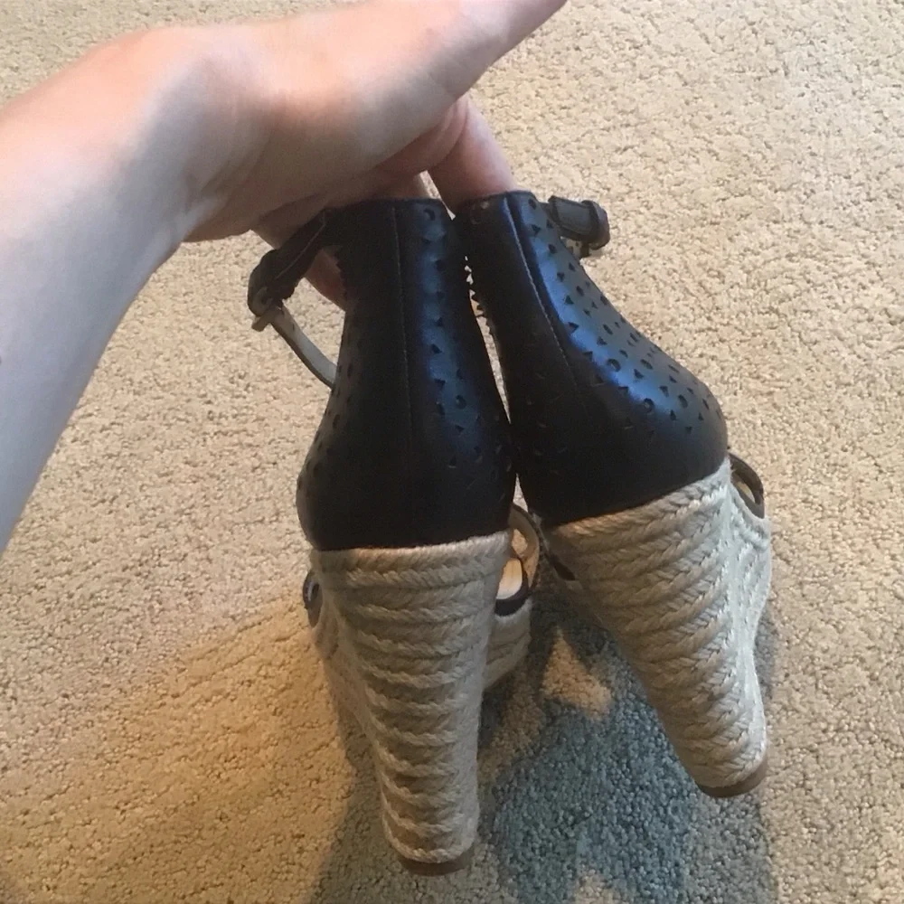 Botkier Jamie Perforated Black Leather‎ Espadrilles Platform Wedge Heels 10
